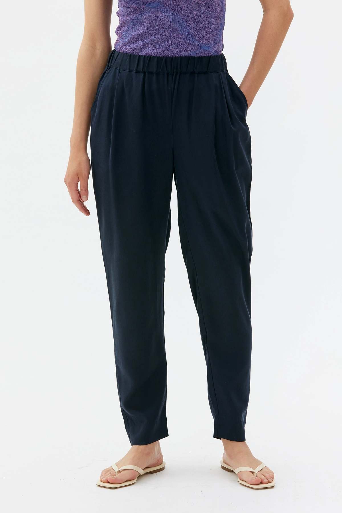 maska.se Jira Tencel Trousers - Image 2 of 3
