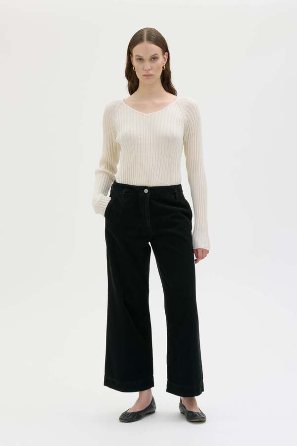 maska.se Lail Cropped Corduroy Trousers - Black