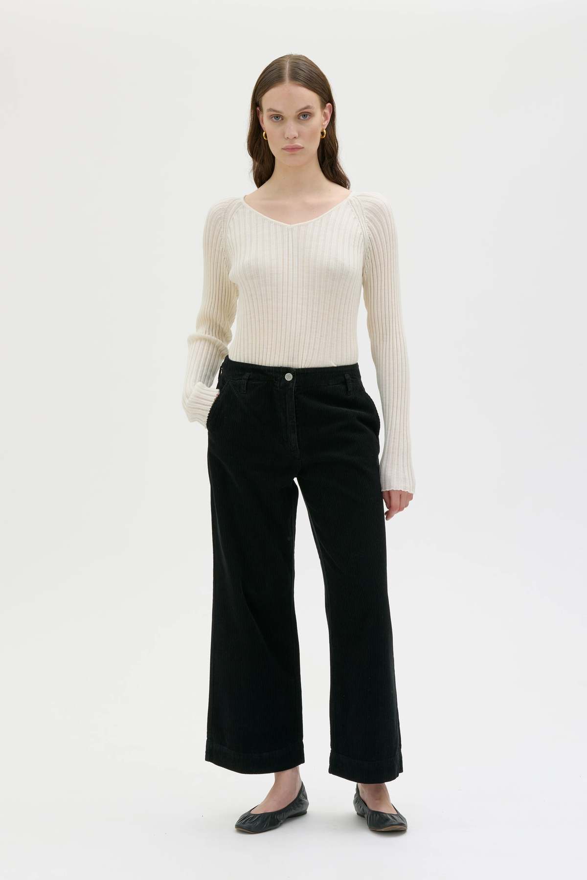 maska.se Lail Cropped Corduroy Trousers - Black - Image 1 of 3