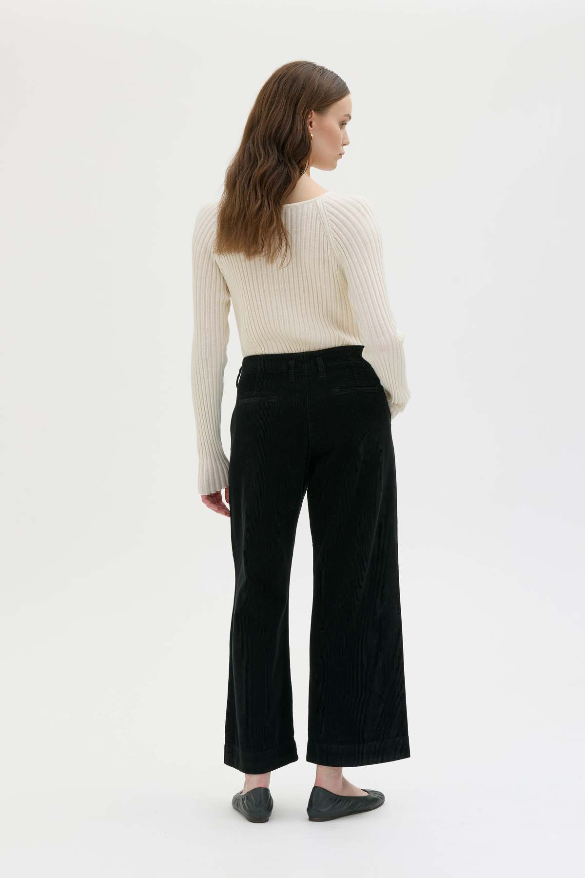 maska.se Lail Cropped Corduroy Trousers - Black - Image 2 of 3