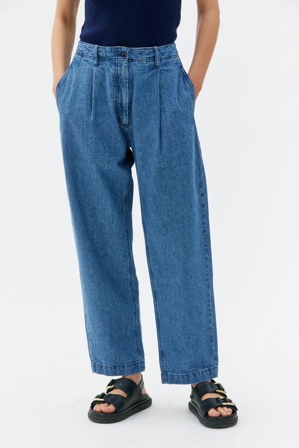 maska.se Lenos Curved Leg Pleated Trousers