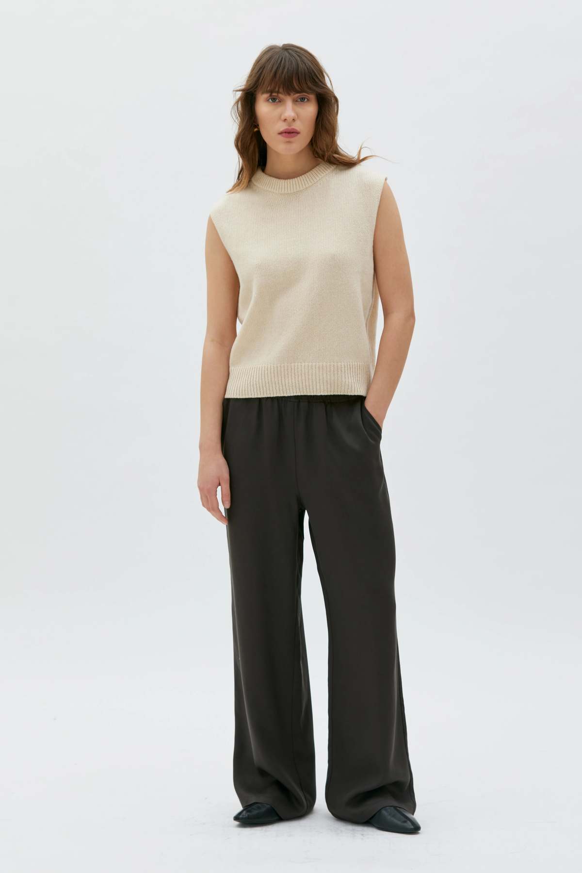 maska.se Nera Wool Cashmere Vest - Image 1 of 3