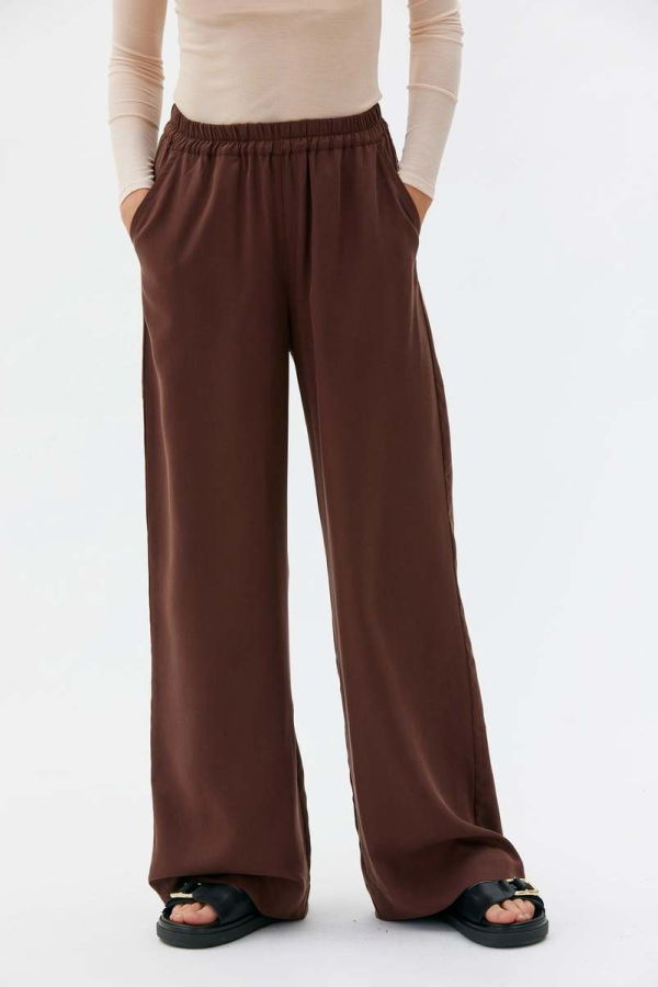 maska.se Tela Long Wide Tencel Trousers - Hickory Brown