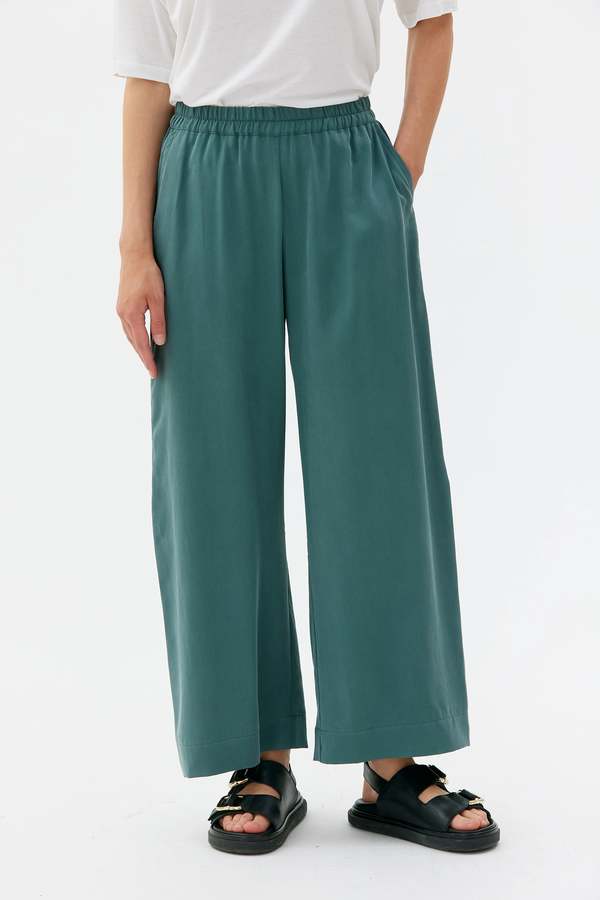 maska.se Thea Flowy Tencel Trousers