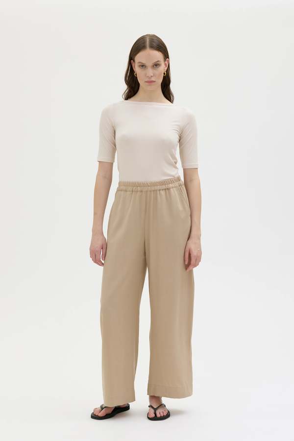 Maska Thea Flowy Tencel Trousers - Sand Maska Thea Flowy Tencel Trousers - Sand