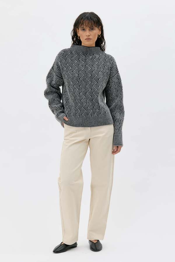 maska.se Zoya Bicolour Lambswool Sweater - Black maska.se Zoya Bicolour Lambswool Sweater - Black