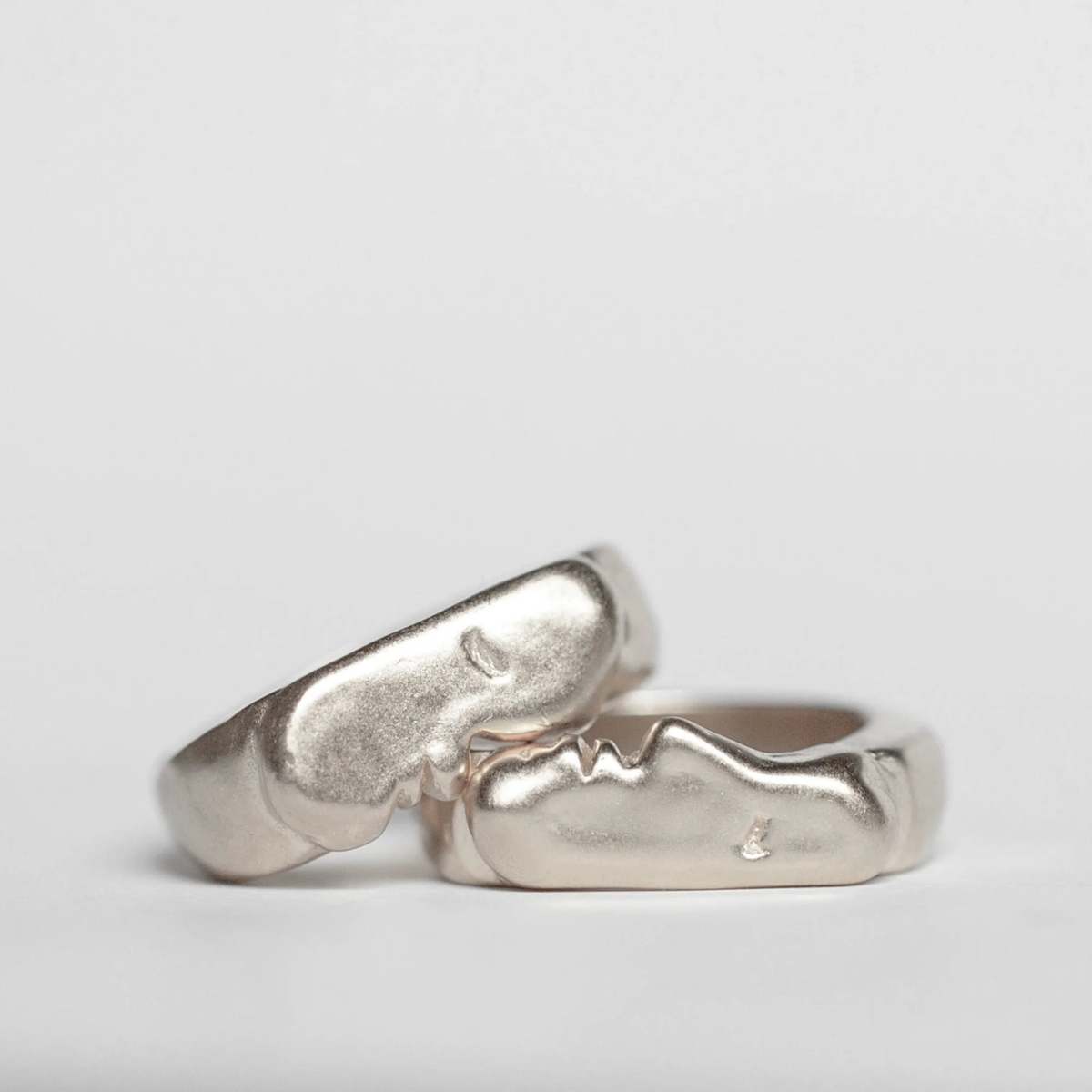 Oxbow Kiss Rings - Silver - Image 4 of 4