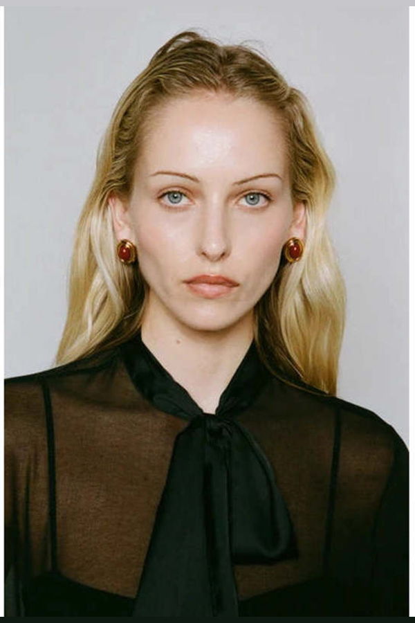 Heaven Mayhem Prize Earrings - Burgundy