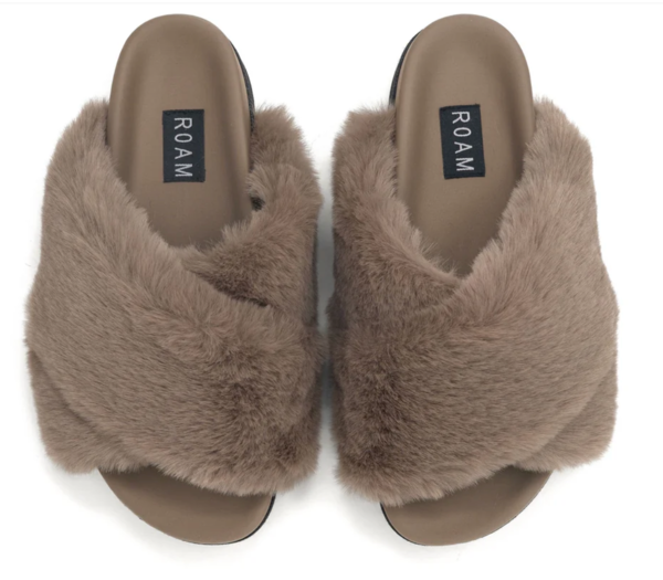 Roam Cloud Slippers