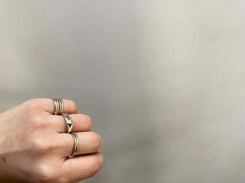 Elaine Ho 14K Gold Sapphire Ring