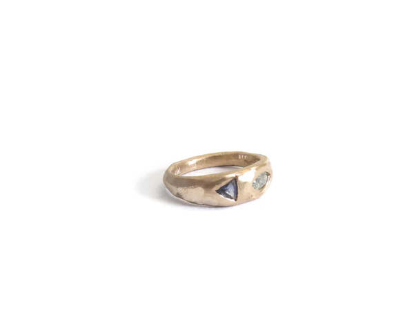 Elaine Ho 14K Gold Sapphire Ring