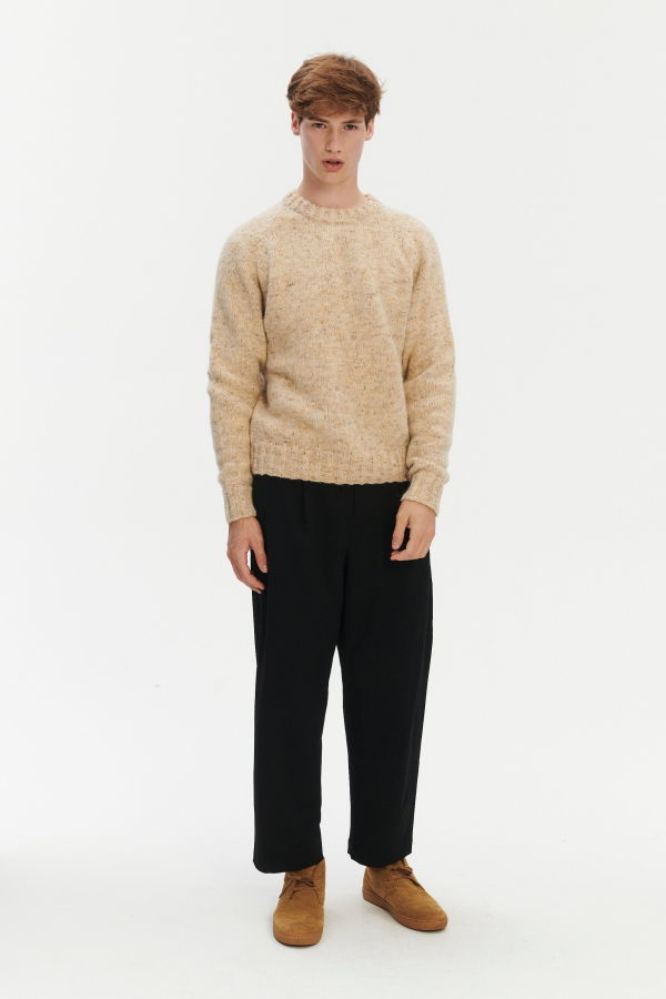 Delikatessen Crewneck Raglan Sweater