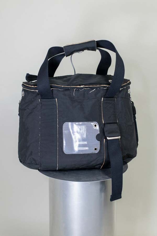 Middle Distance Pitcher Tote - Black Middle Distance Pitcher Tote - Black