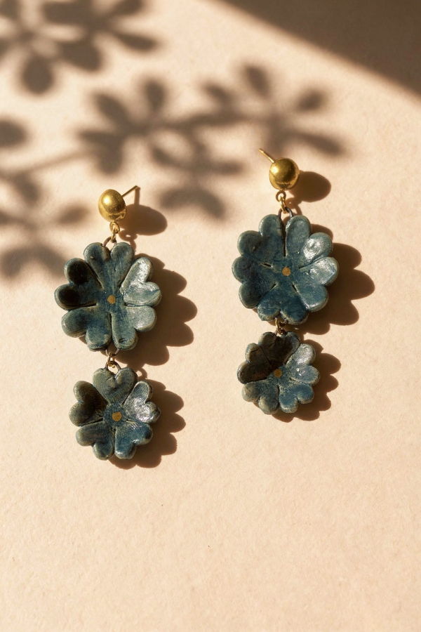 IKKIVI Flora Dangler Earrings - Blue