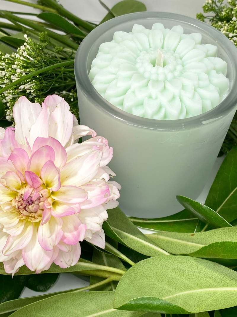 Multifaceted Artisan Candles Dahlia Flower Candle