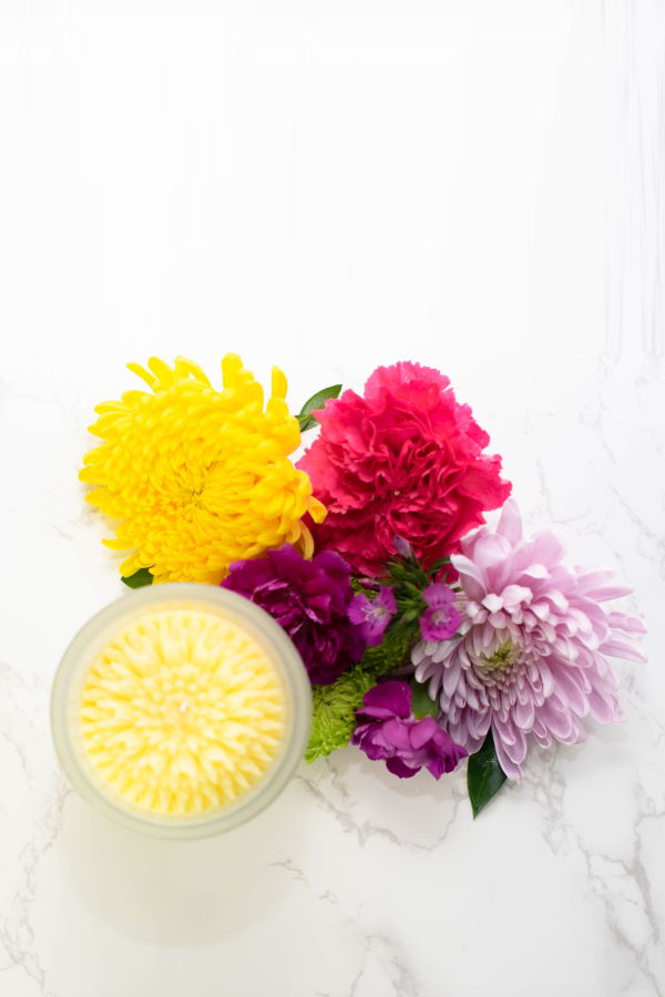 Multifaceted Artisan Candles Dandelion Flower Candle