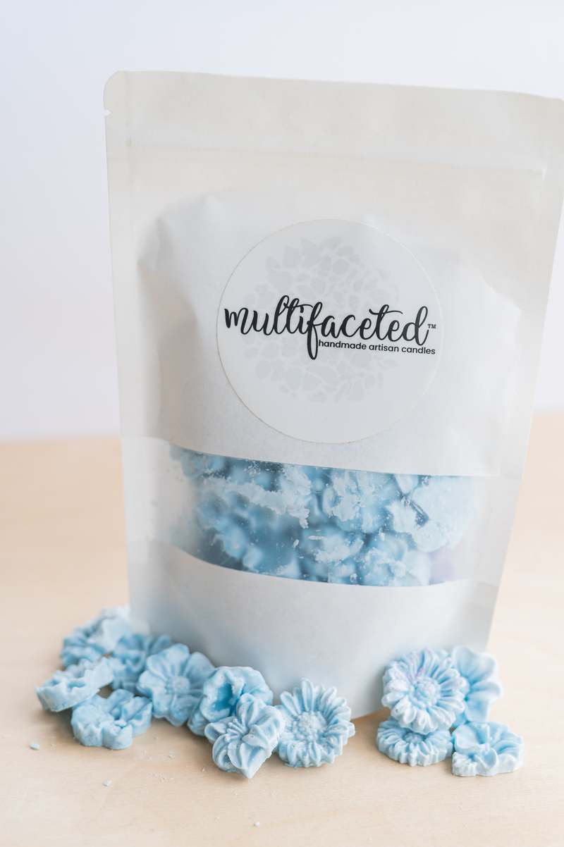 Multifaceted Artisan Candles Hydrangea Flower Candle