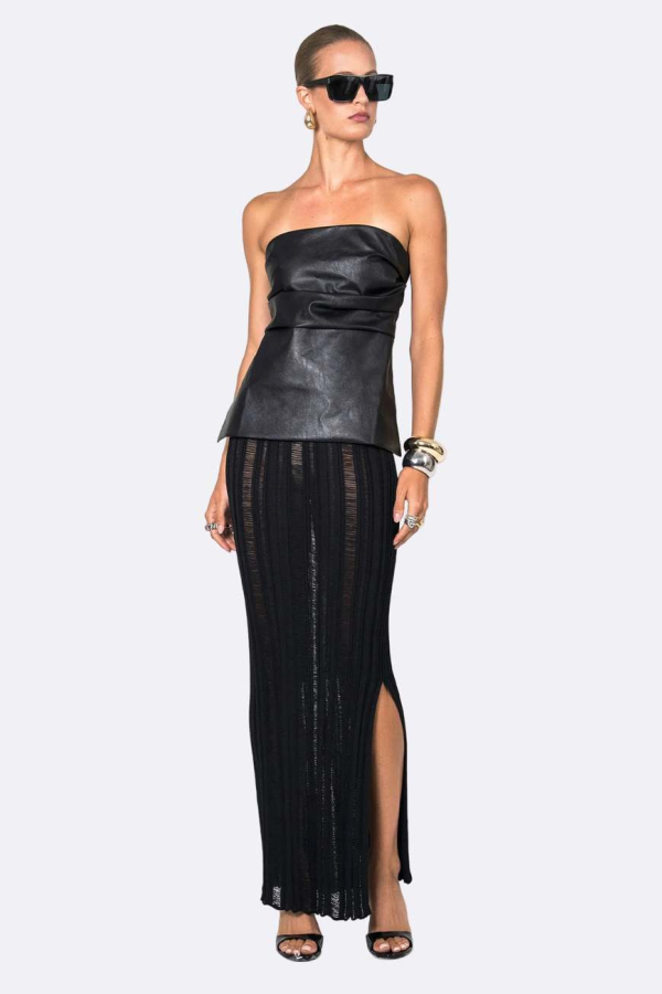 Nonchalant Label Xena Top - Black