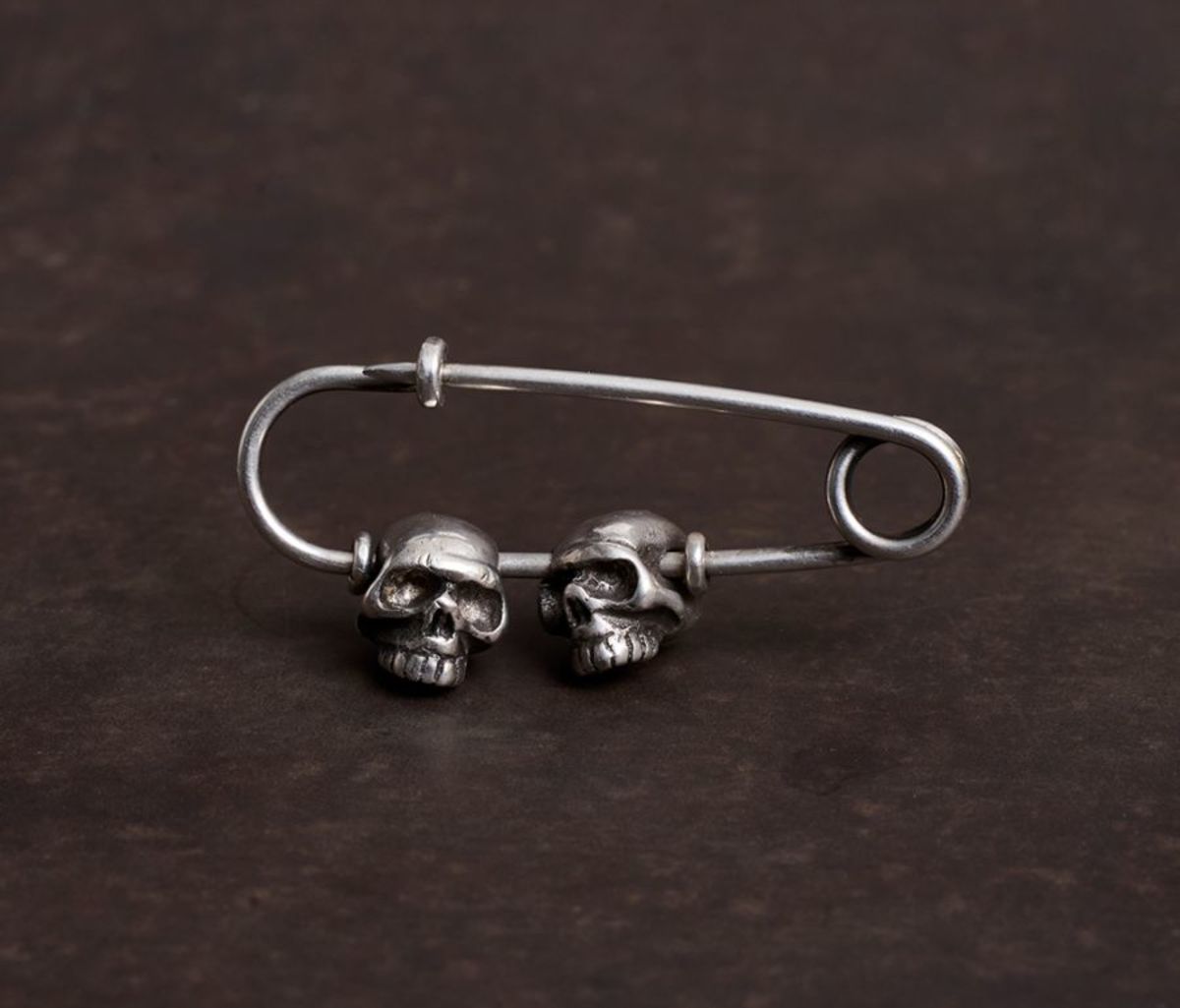 Werkstatt Munchen Pin / Two Skulls Necklace - Image 1 of 3