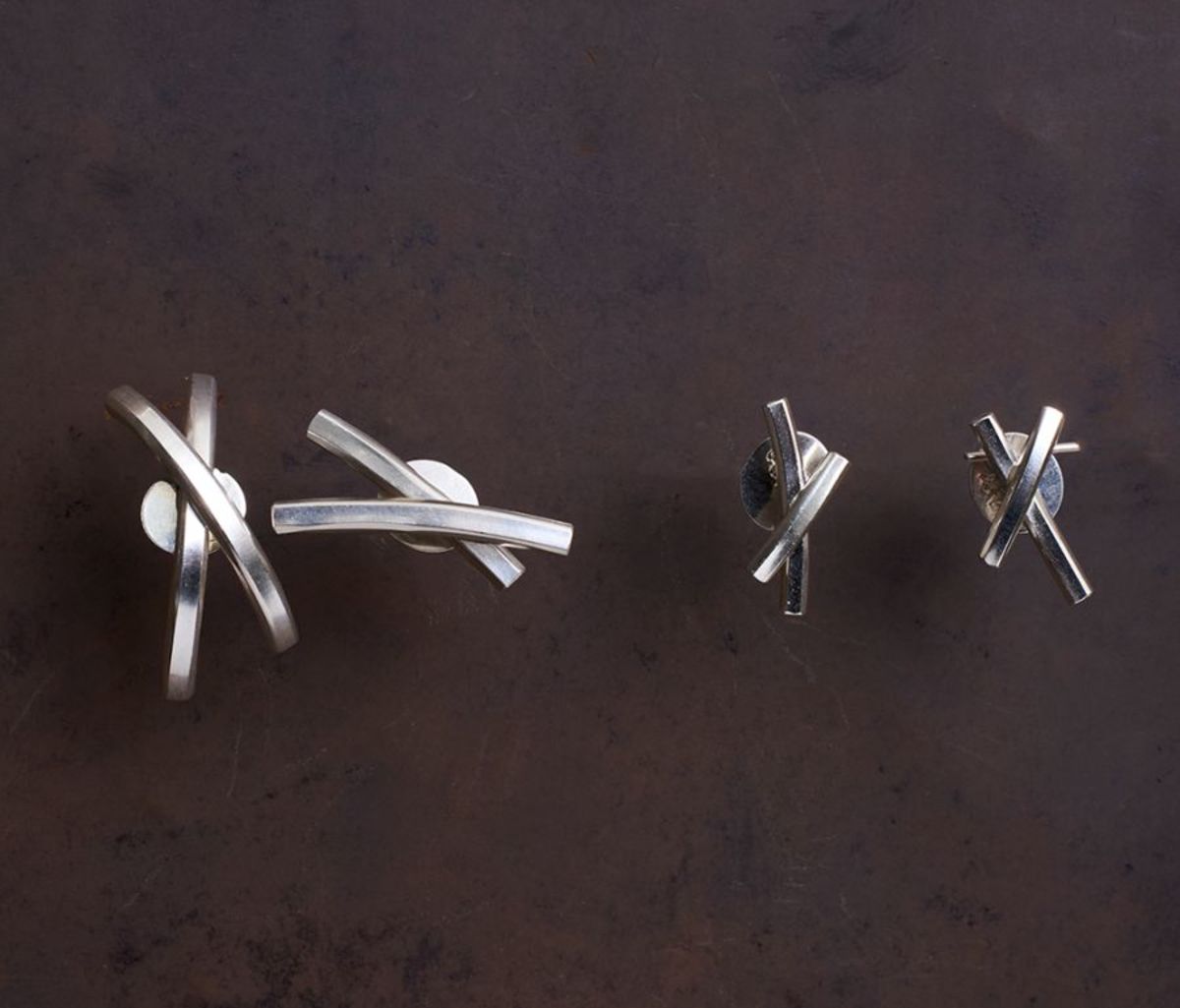 Werkstatt Munchen Studs / Embrace Earrings - Image 3 of 5