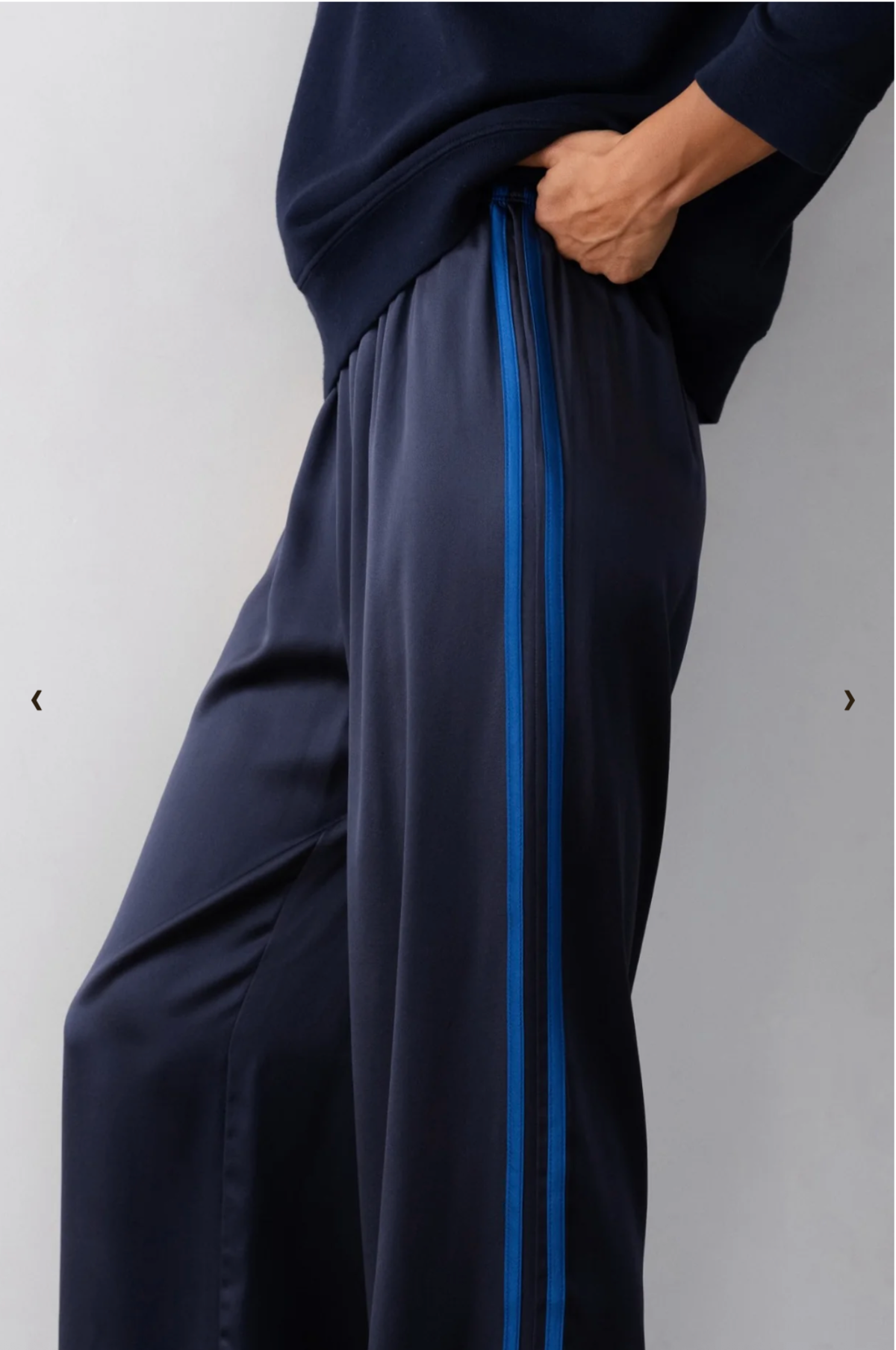 Donni. The Silk Stripe Simple Pant - Navy/Blueberry - Image 2 of 3