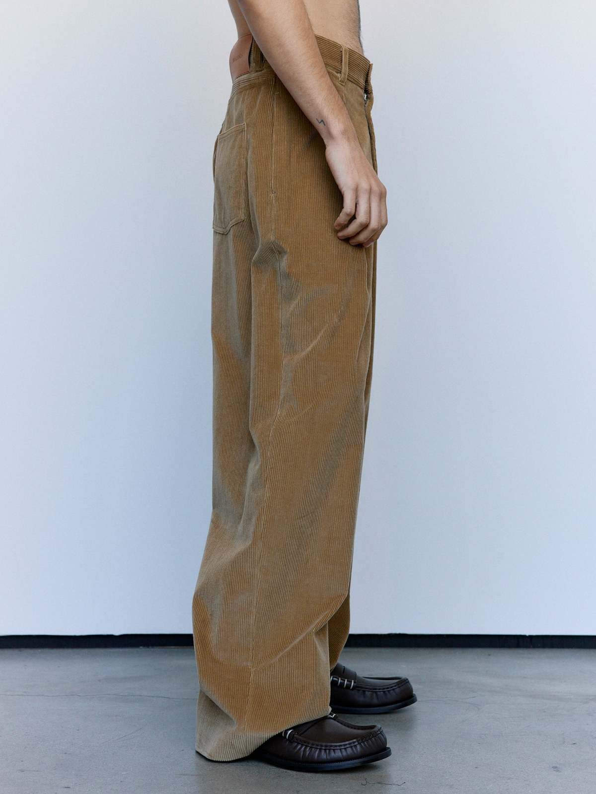 JW ANDERSON Biscuit Cotton Corduroy Single Pleat Trousers - Image 4 of 8