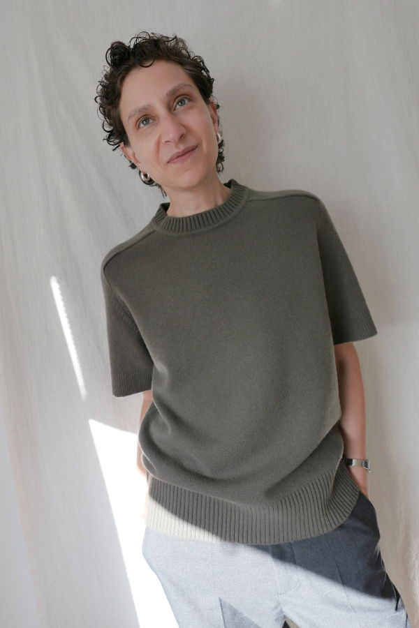 Extreme Cashmere N°454 Scott Short Sleeve Sweater - Army