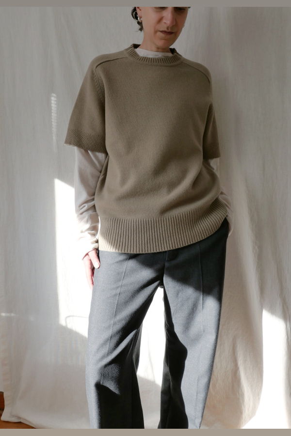 Extreme Cashmere N°454 Scott Short Sleeve Sweater - Dust