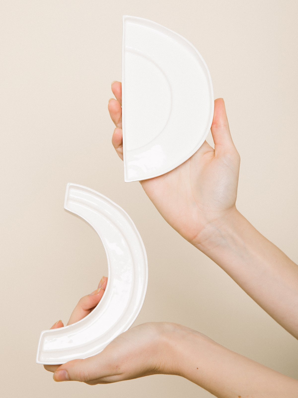 新品 ARC Objects day and night plates Arc Objects Day + Night Plate Set | Garmentory