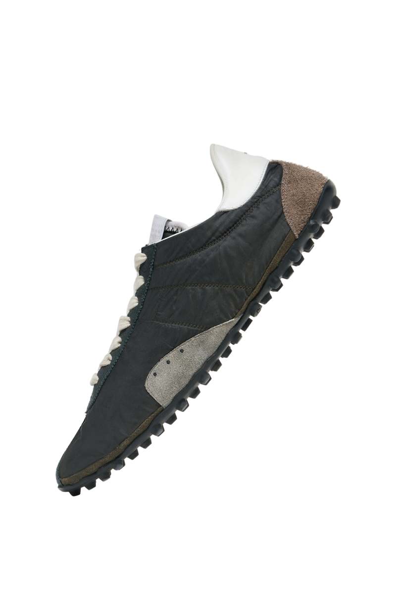 Maison Margiela Low Top Sneakers - Dusty Green/Black