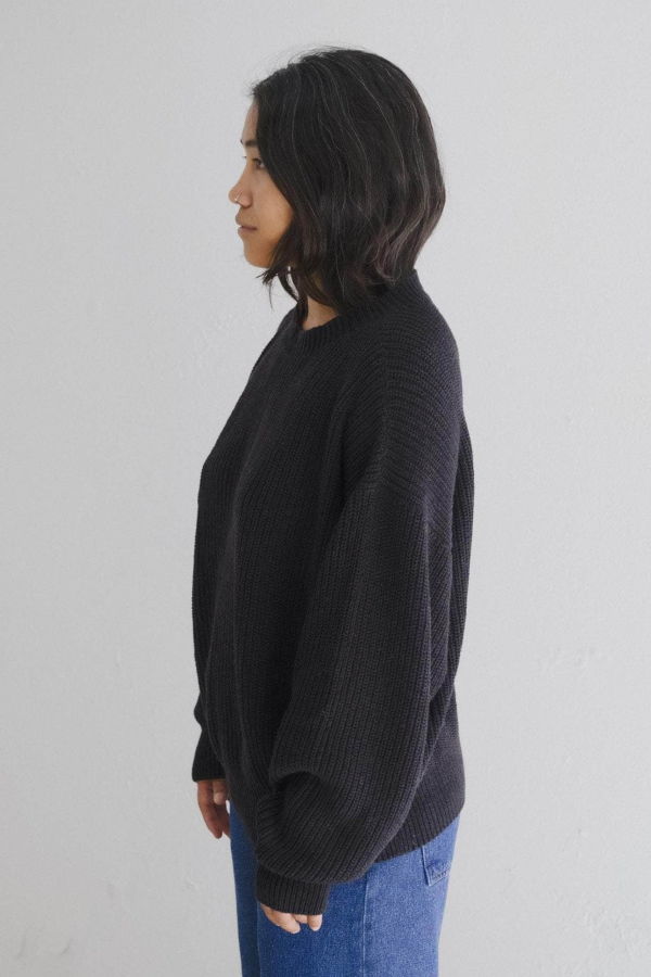Baserange Mea Sweater - Black