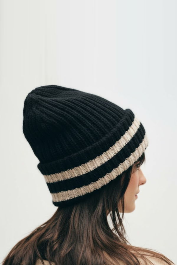 White + Warren Cashmere Luxe Beanie - Black/Natural