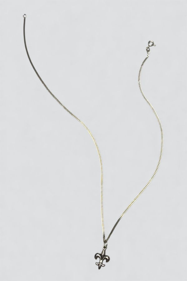 Vintage Fleur Necklace - Sterling Silver