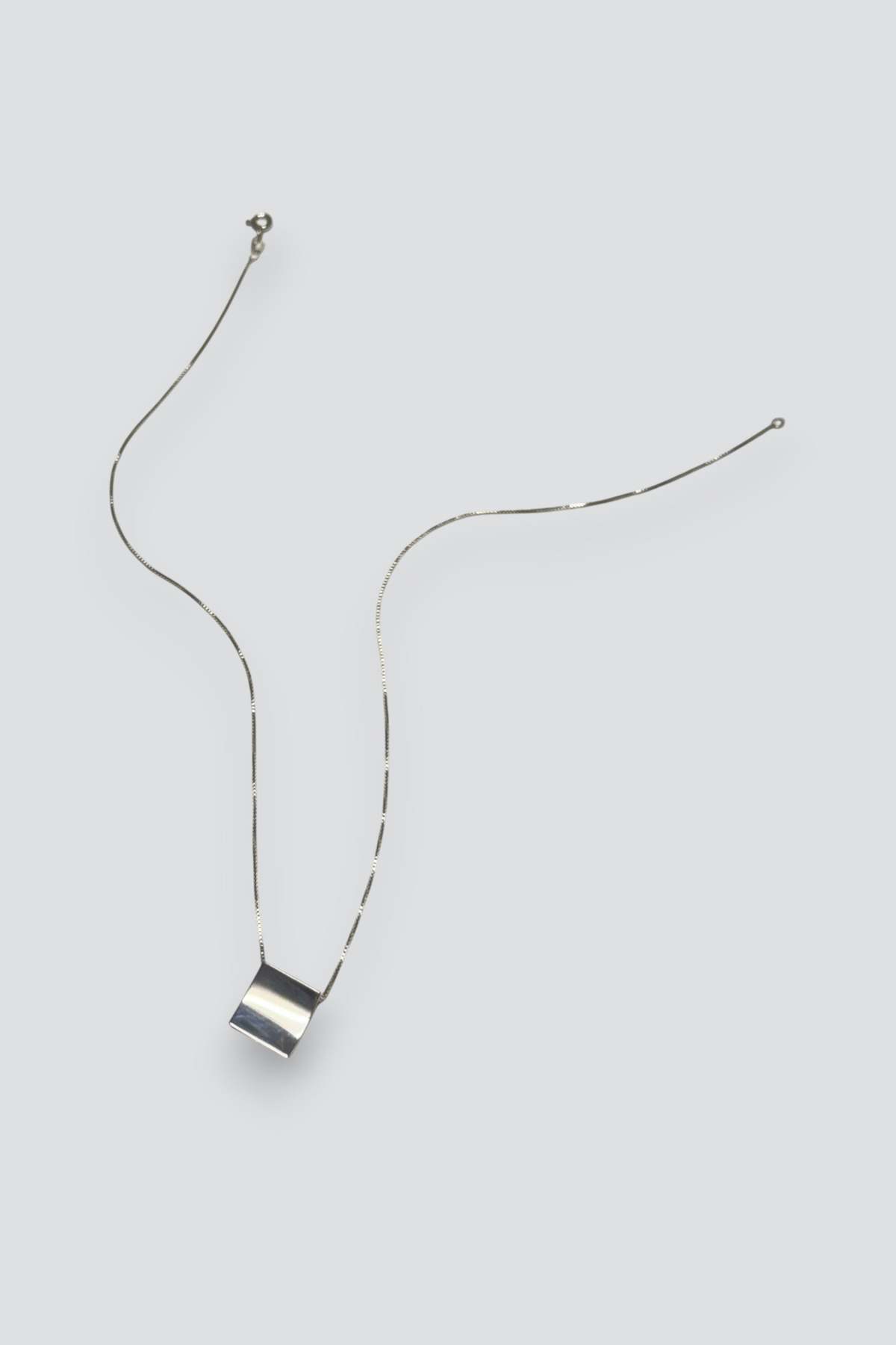 Vintage Pressed Square Pendant Necklace - Sterling Silver - Image 2 of 3