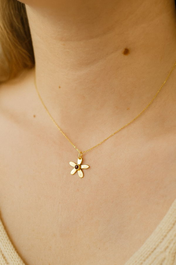 Coba Mae Daisy Necklace - 14K Gold/Garnet
