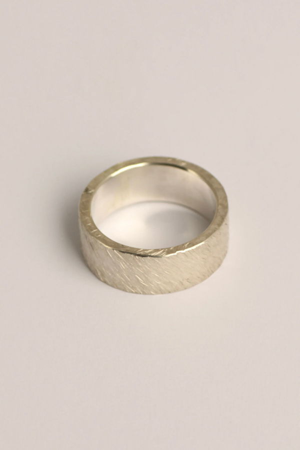 iolom 8mm Width Ring