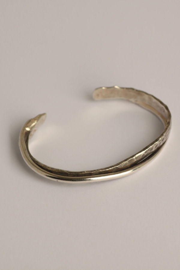 iolom Tsuchime & Plain Bangle - Silver