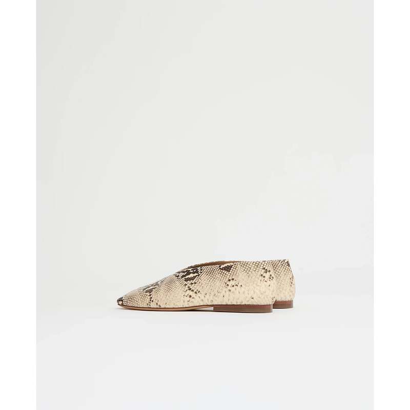 Mansur Gavriel Square Soft V Flat - Rocci