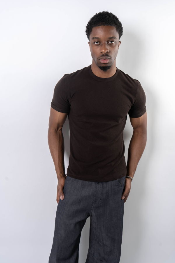 INSAIT Fitted Ribbed Tee - Chocolate