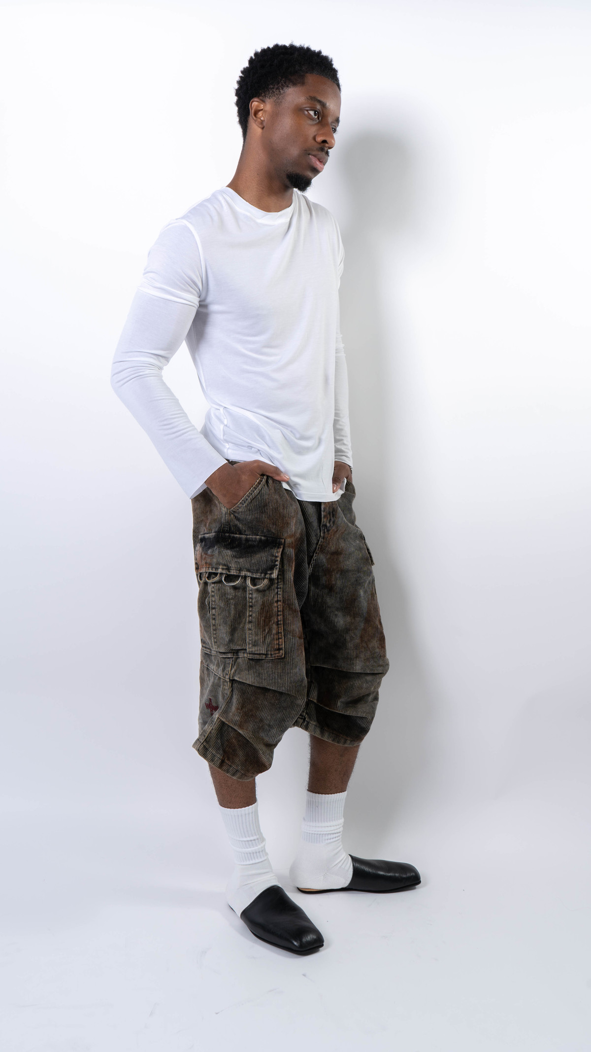 wangxingyu Spray-Dyed Corduroy Cropped Cargo Pants - Image 6 of 9