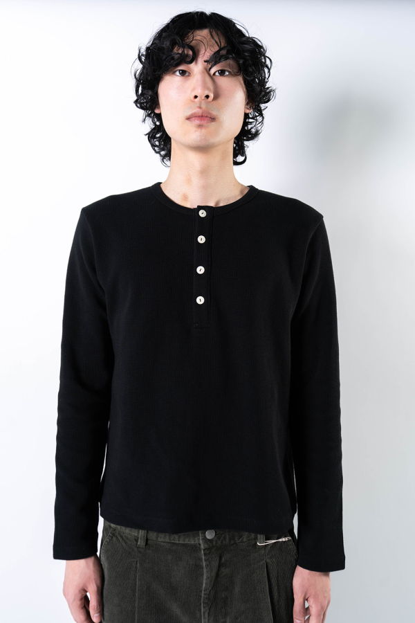 INSAIT Waffle Henley Long Sleeve Top