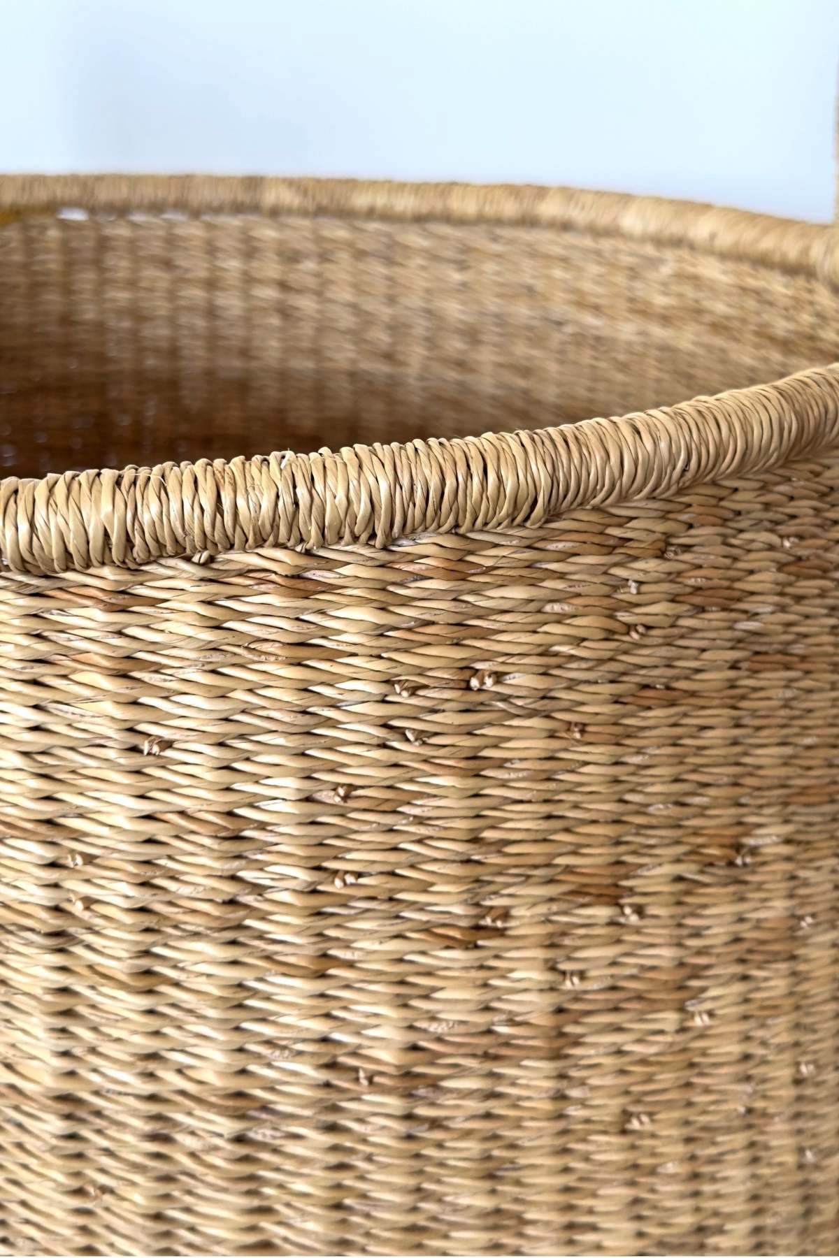 Mbare Handwoven Short Hamper - Image 4 of 4