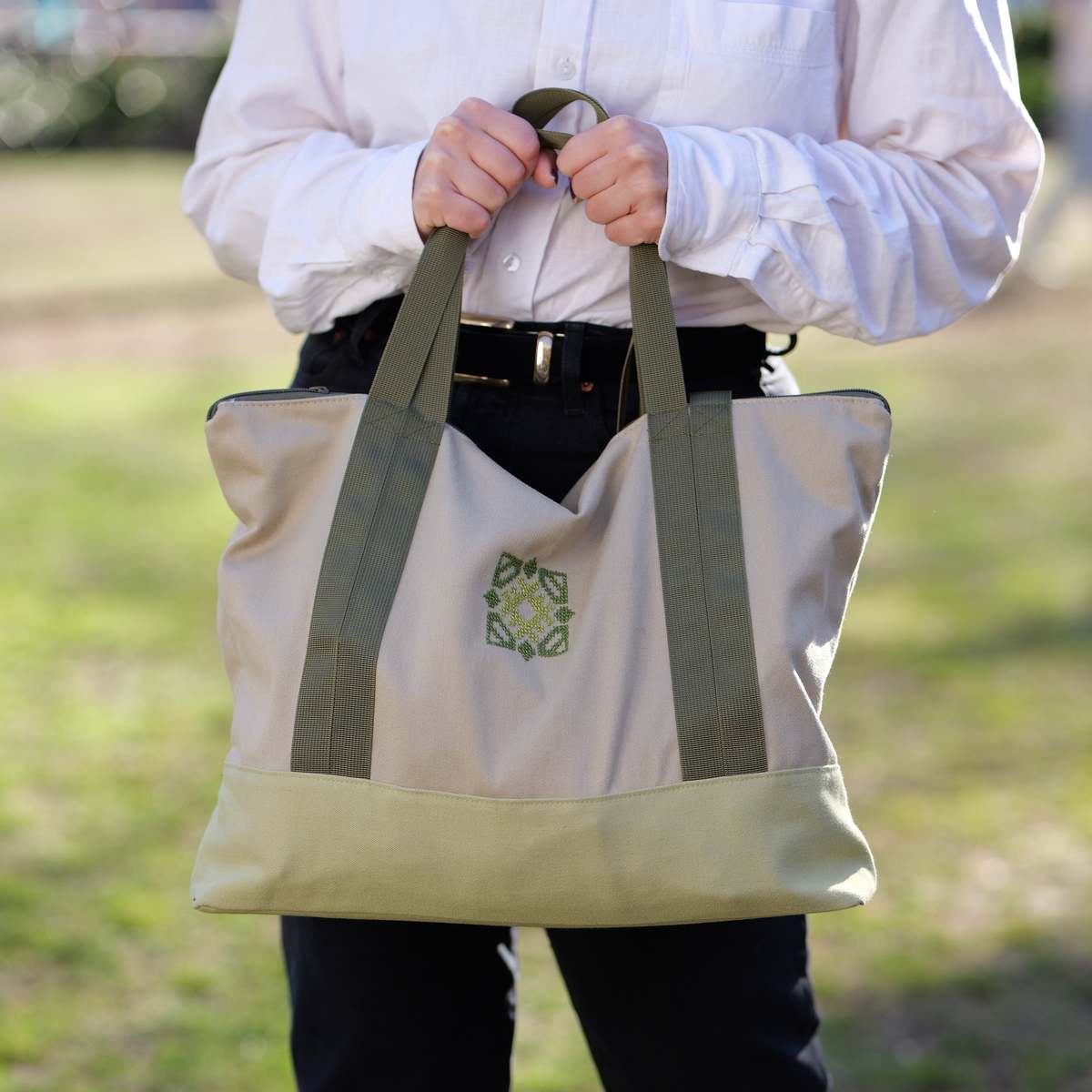 Darzah Rahaf Travel Bag - Image 2 of 6