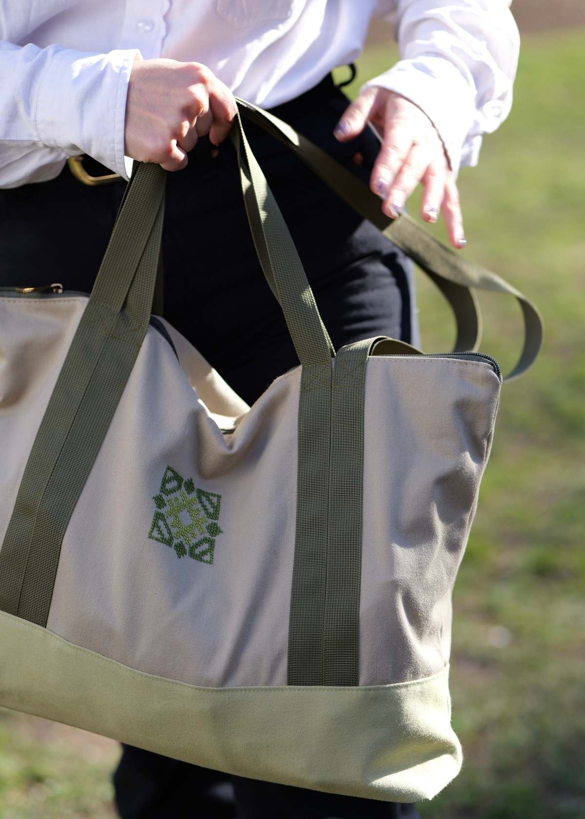 Darzah Rahaf Travel Bag - Image 5 of 6