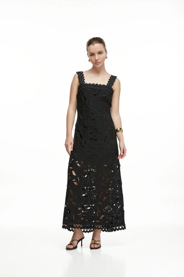 Waimari Crepusculo Midi Lace Dress - Black