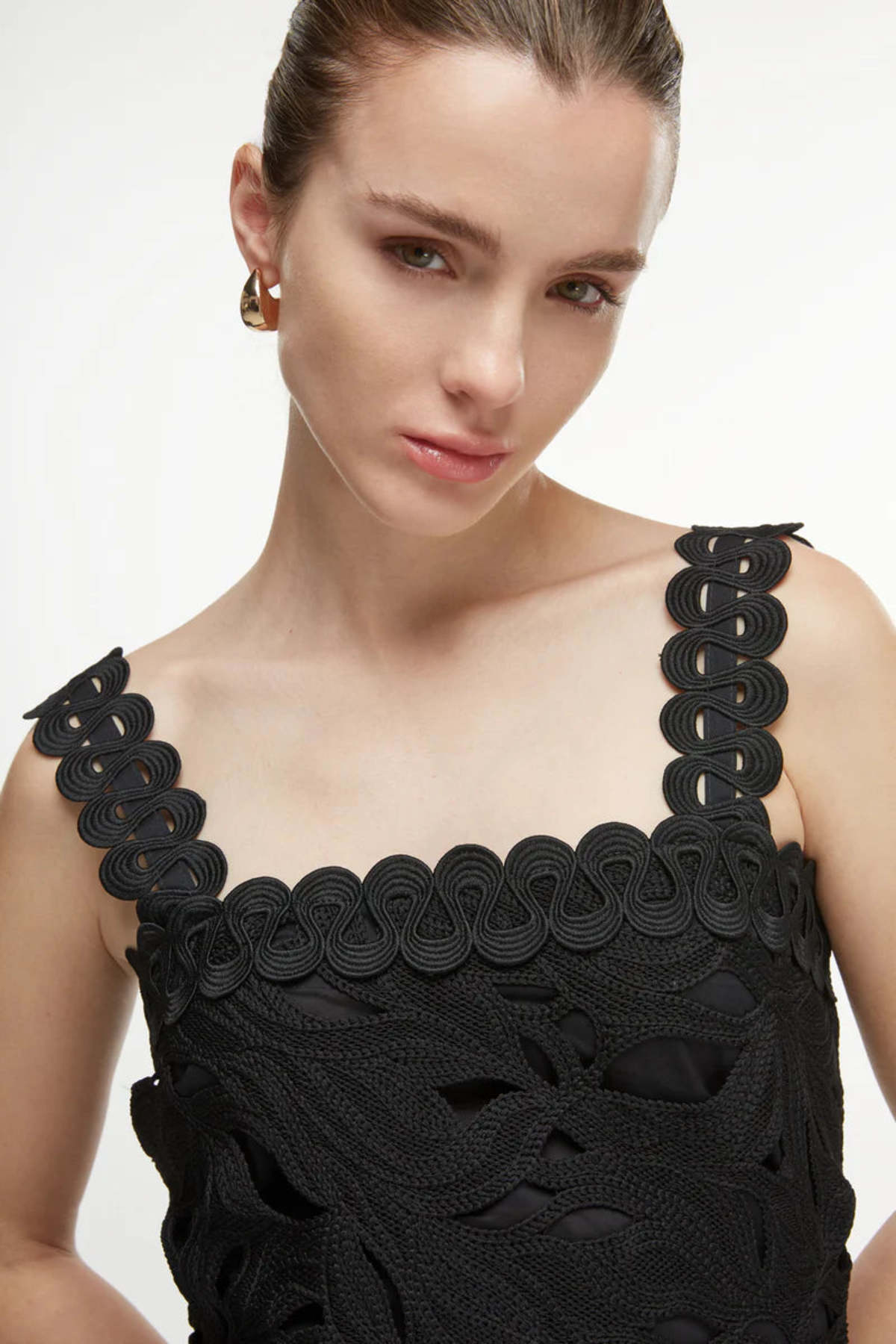 Waimari Crepusculo Midi Lace Dress - Black - Image 2 of 2