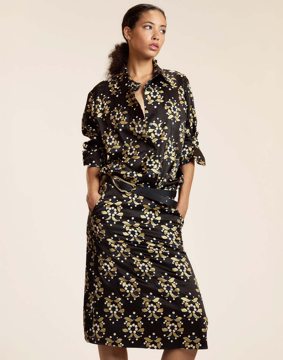 Cynthia Rowley Gold Filigree Silk Wool Midi Skirt - Black/Gold - Image 1 of 2