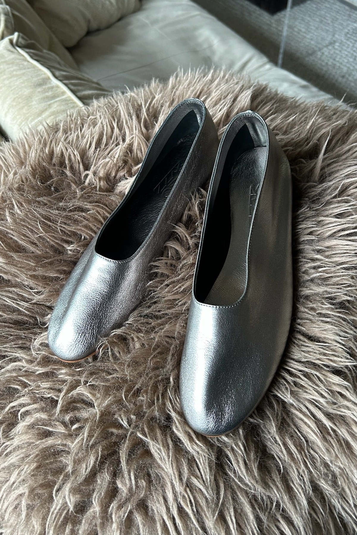 Martiniano Glove Shoe Flat - Pewter - Image 2 of 2