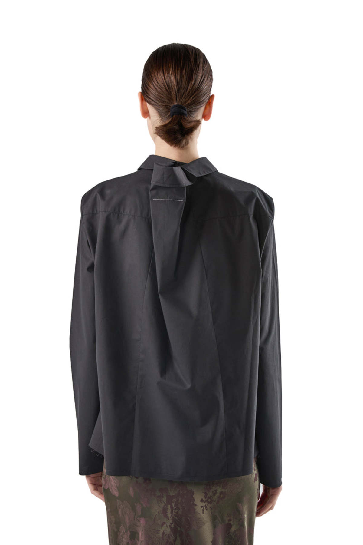 MM6 Maison Margiela Distressed Oversized-Collar Frayed-Hem Shirt - Image 4 of 6