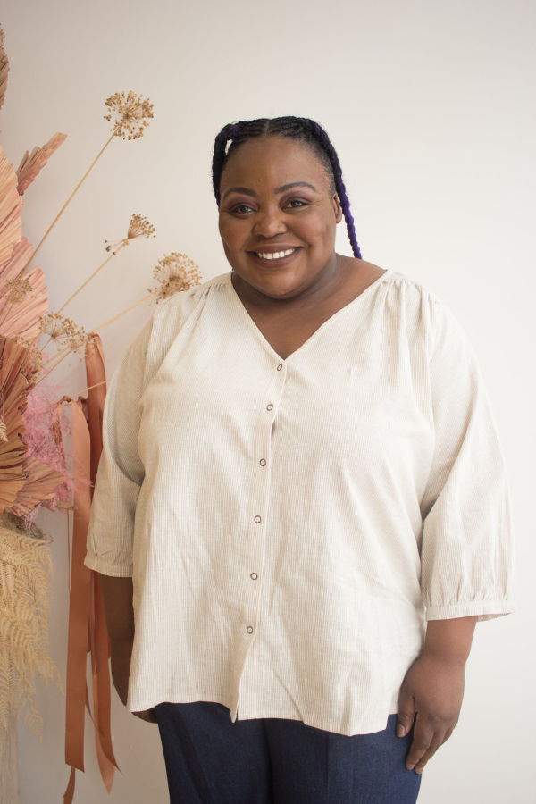 Connally Goods Margot V Neck Shirt - Cream Stripe